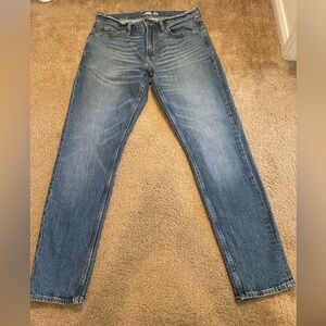 Old navy women’s relaxed slim taper jeans